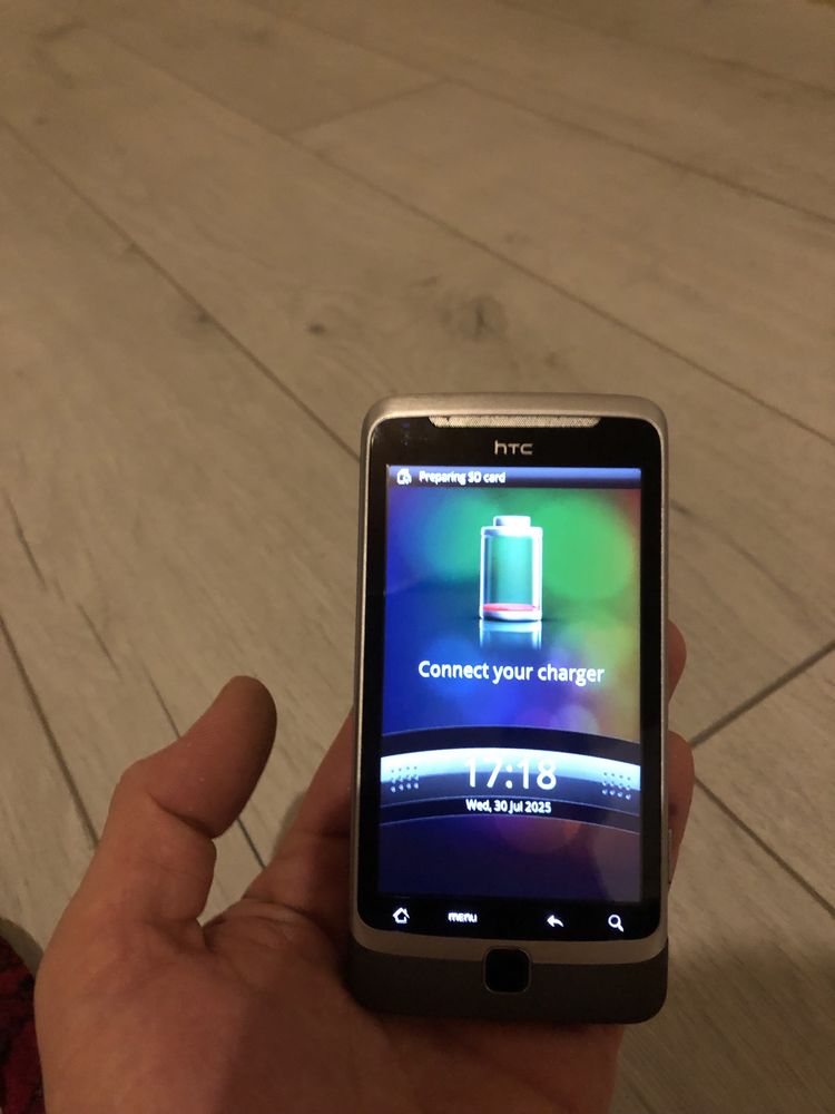 HTC Desire Z a7272