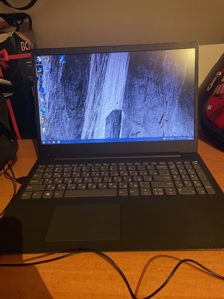 Lenovo……….