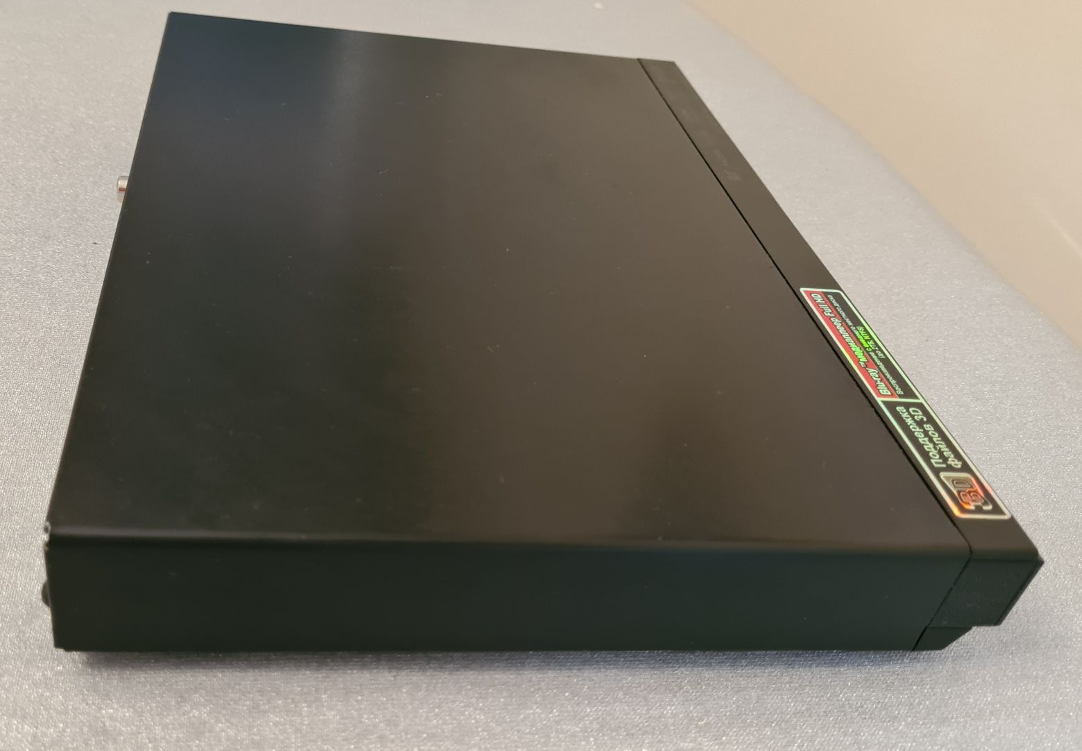 Продам DVD Blu-ray плеер Full HD