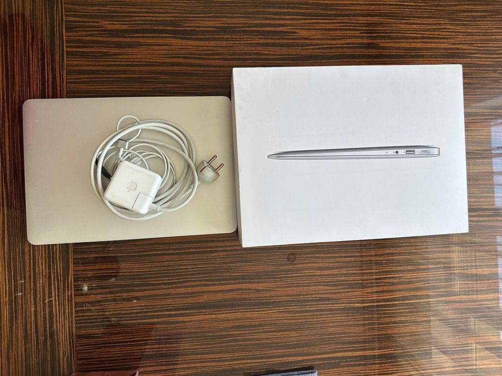 MacBook Air 2012 (A1466)