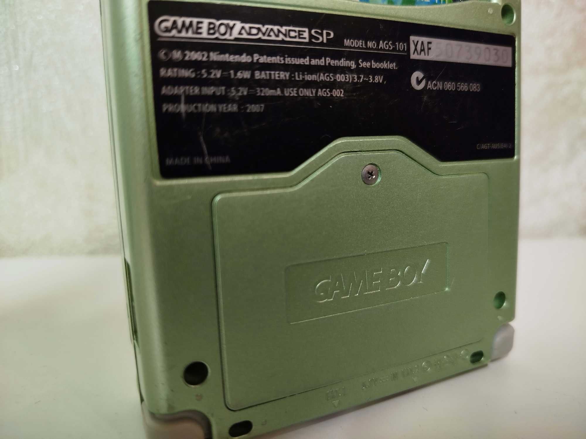 Nintendo Game Boy Advance SP