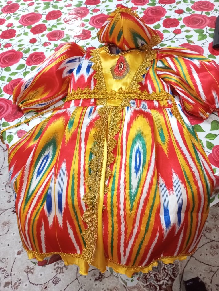 Узбекский костюм на прокат на девочку.6-8лет.36 размер