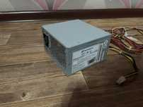 Блок питания на 350W в рабочем состоянии.