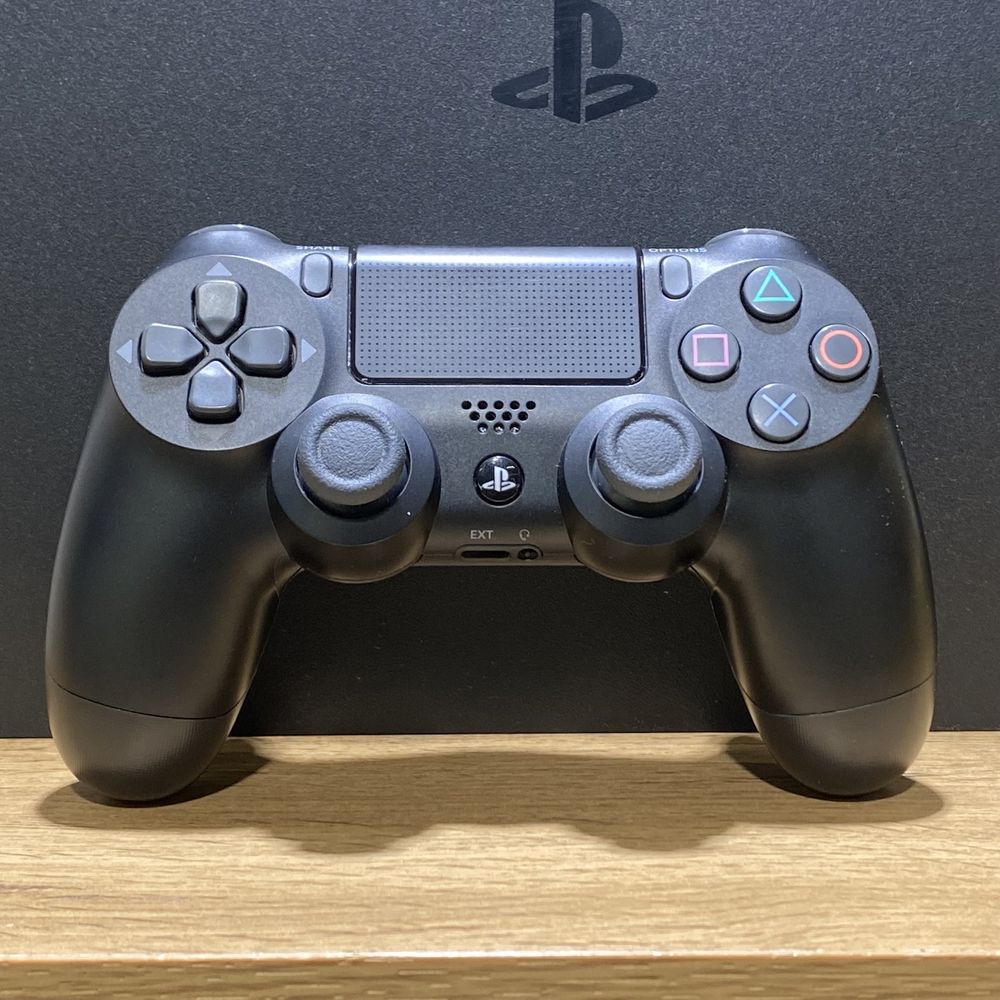 Sony PlayStation 4 Slim, 1 tb, 1 джойстик, 9881/А10