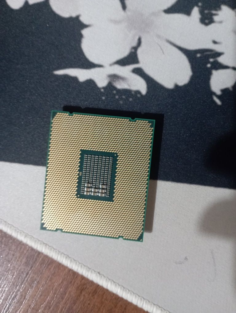 Процессор Xeon E5-2630V4