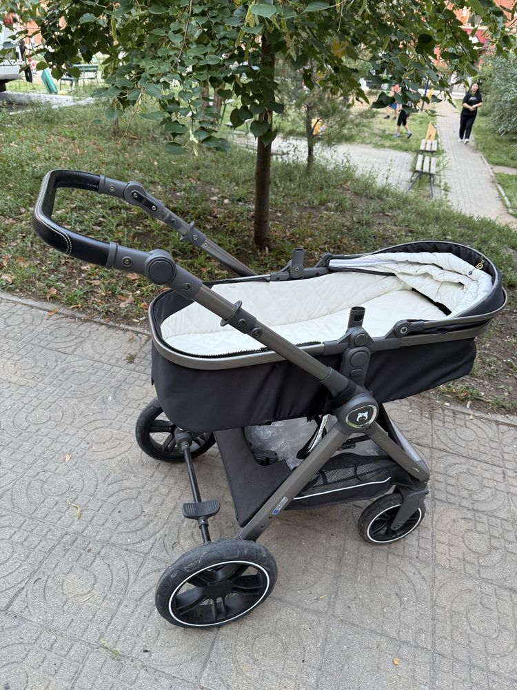 Коляска 2 в 1, зима-лето