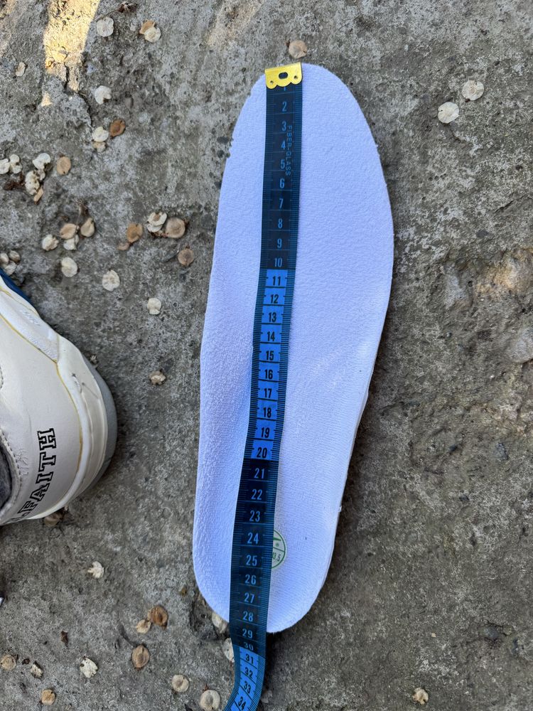 Кроссовки Asics муж 27.5 см 43