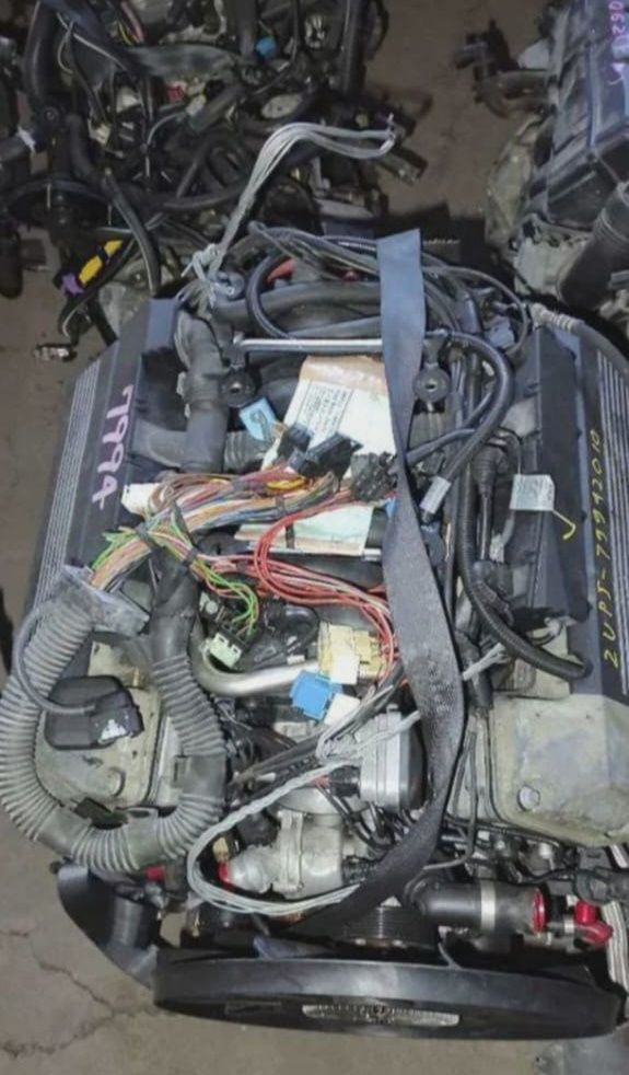 Двигатель BMW m62b44 RengeRover
