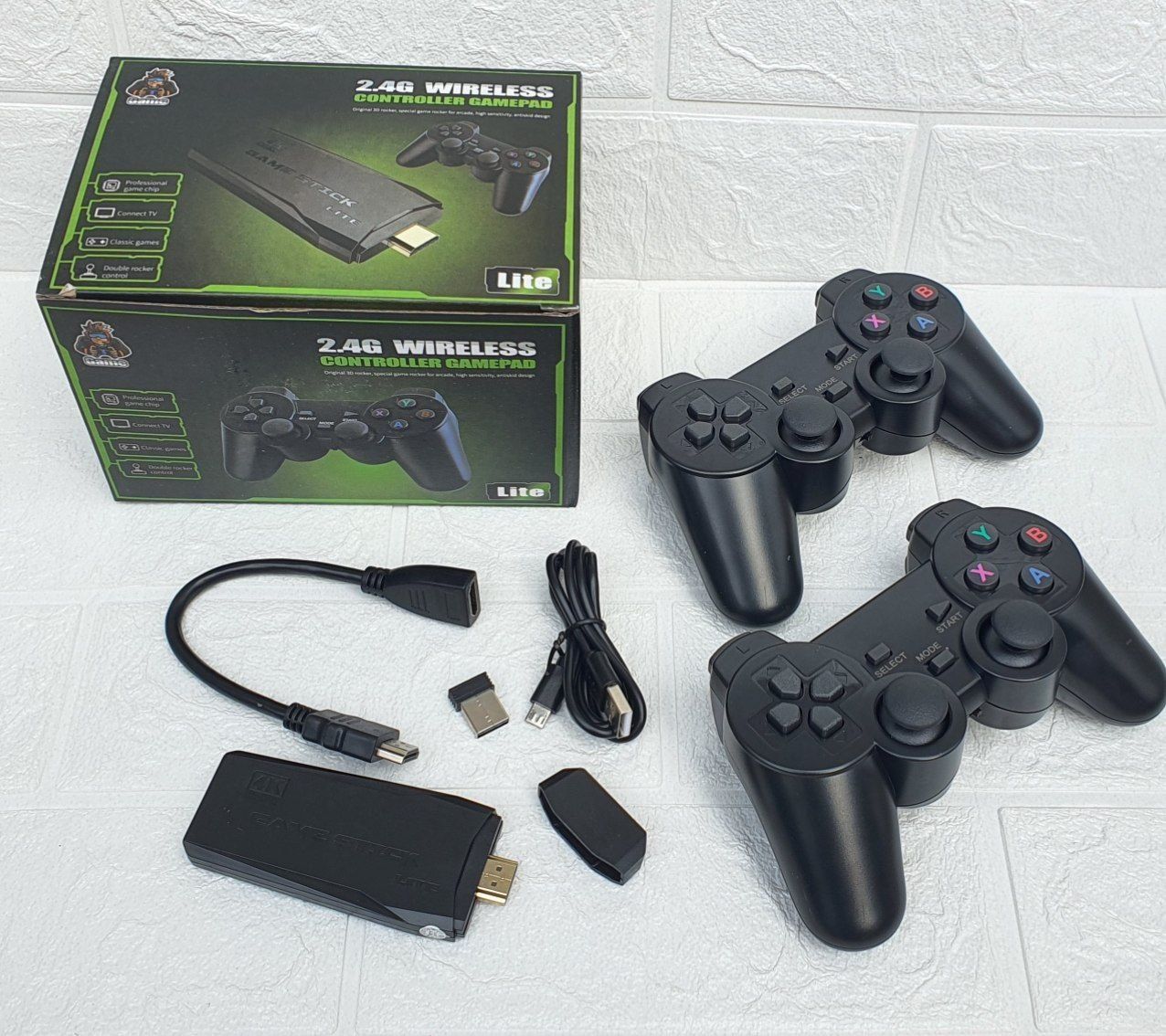 Беспроводная игровая консоль Retro Game Stick Lite  M8 64b для тв