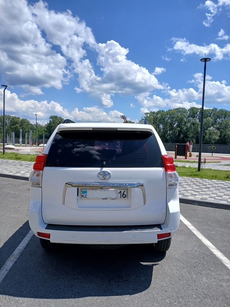 Автомобиль TLC Prado