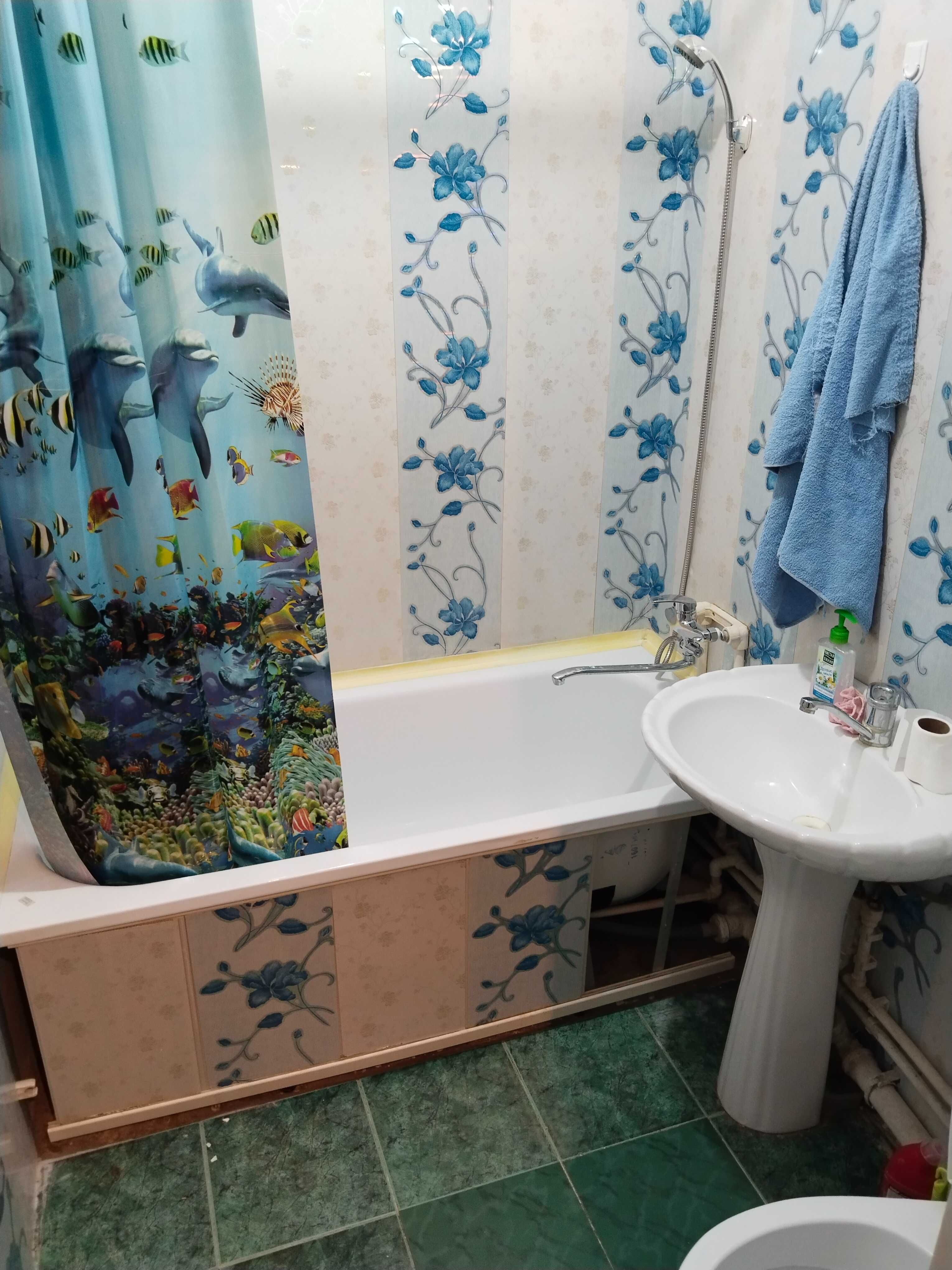 Продам 2 х комнатную квартиру,в центре