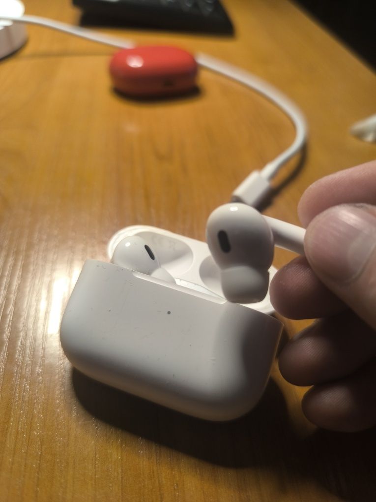 Air Pods 2 Pro отличного качества
