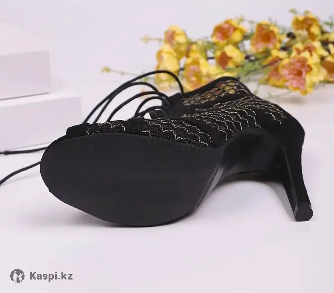 Туфли для танцев (High heels)