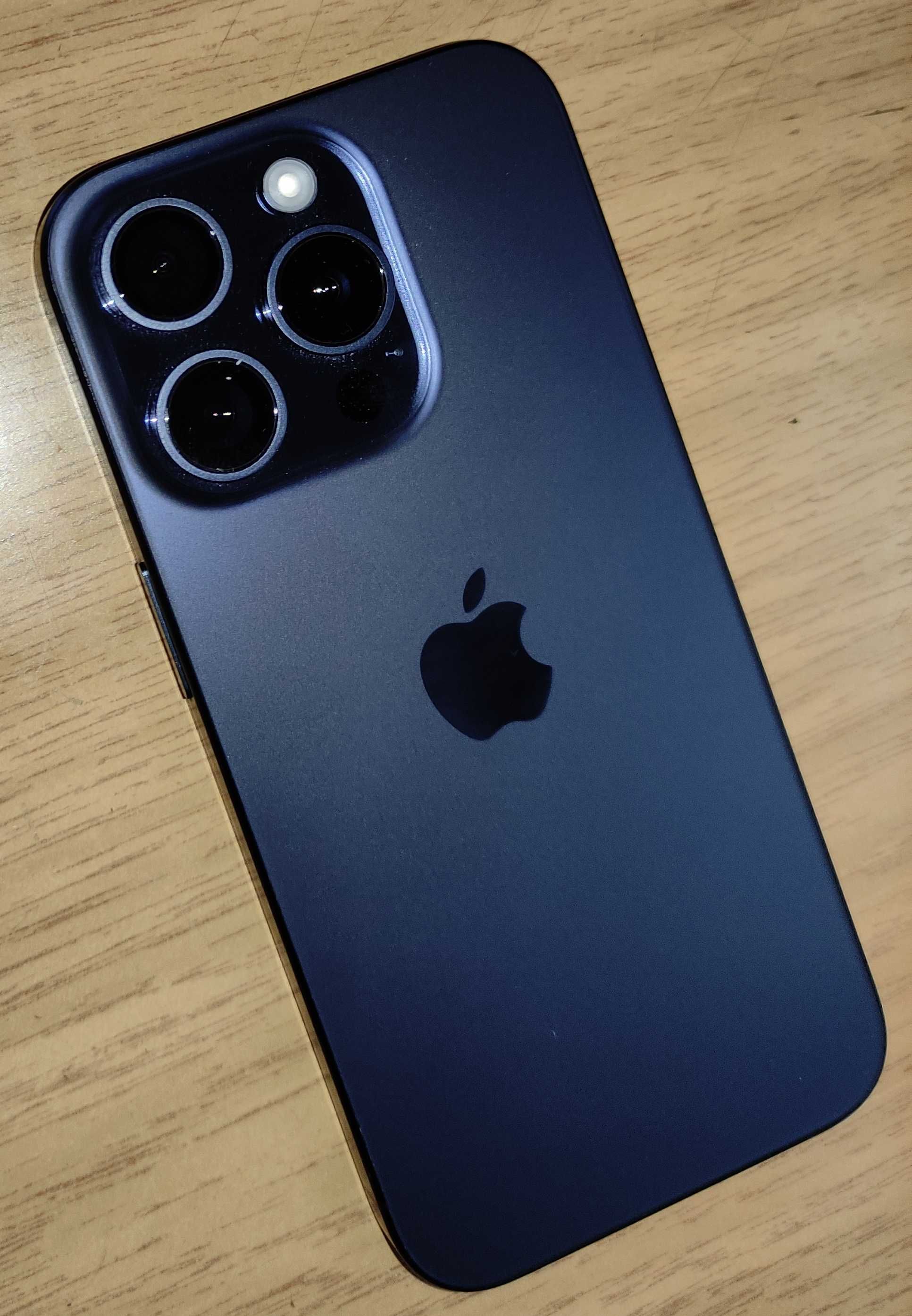 iPhone 15 PRO 1024 гб синий