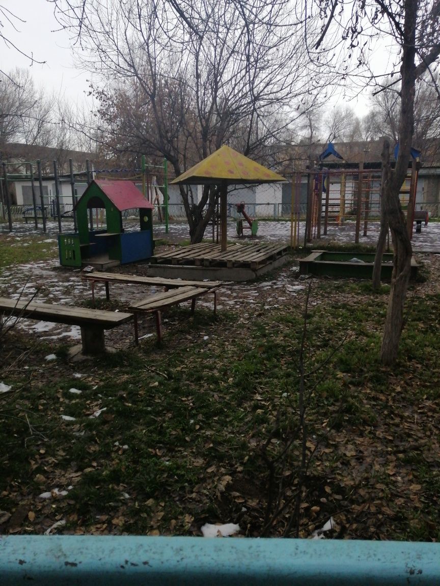 Продаётся 3 х комнатная квартира в районе ЖД вокзала
