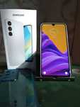 Продам Samsung galaxy a 16 8/256