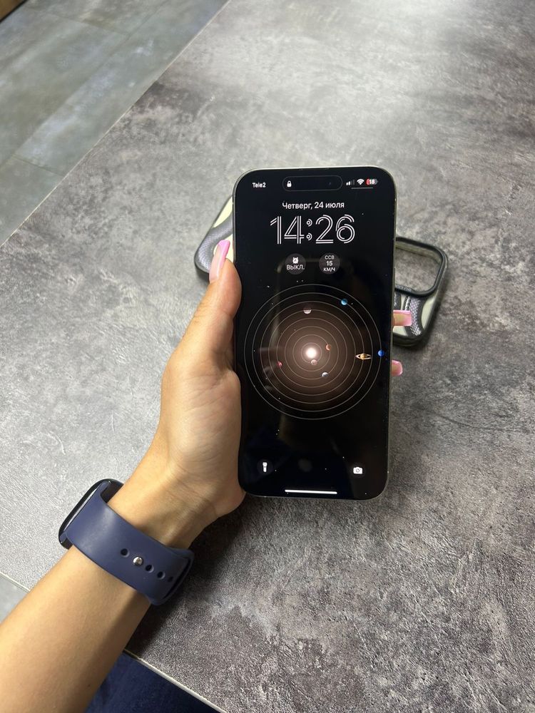 Продам 16pro max 512gb В идеальном  состоянии ( покупала в марте)