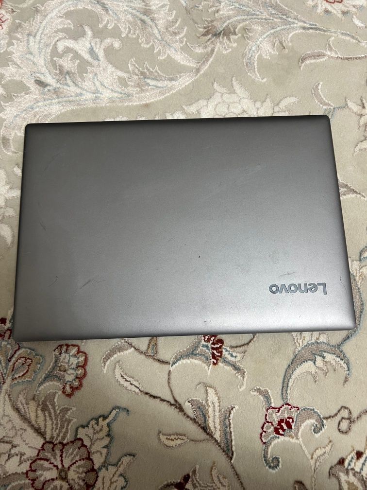 Продам ноутбук Lenovo