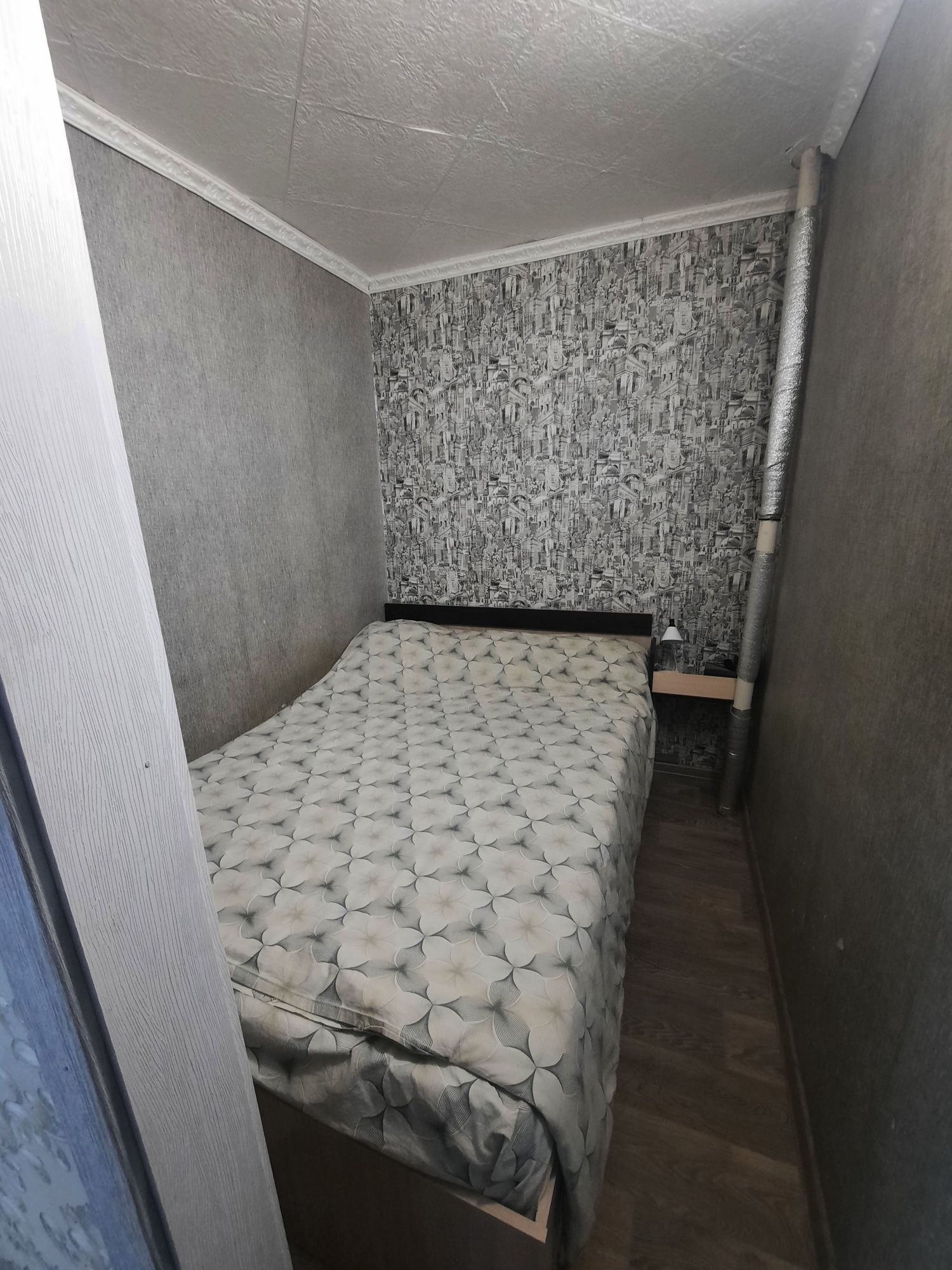 Продам 2х комнатную квартиру в центре