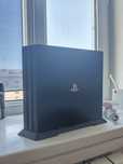 Продам приставку ps4