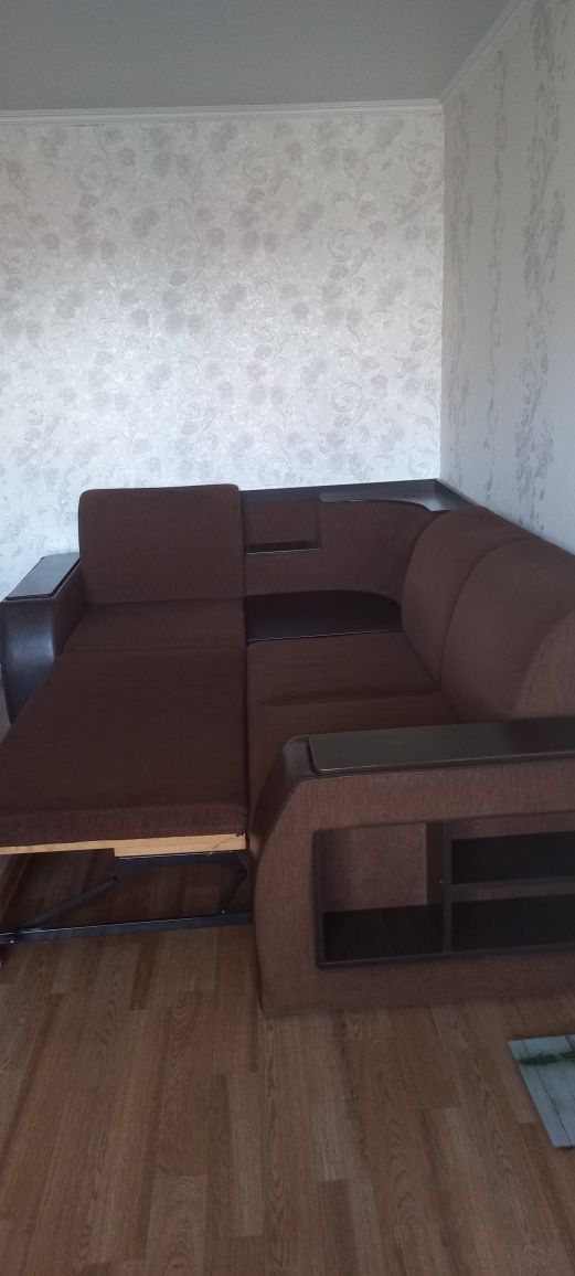 Продам угловой диван