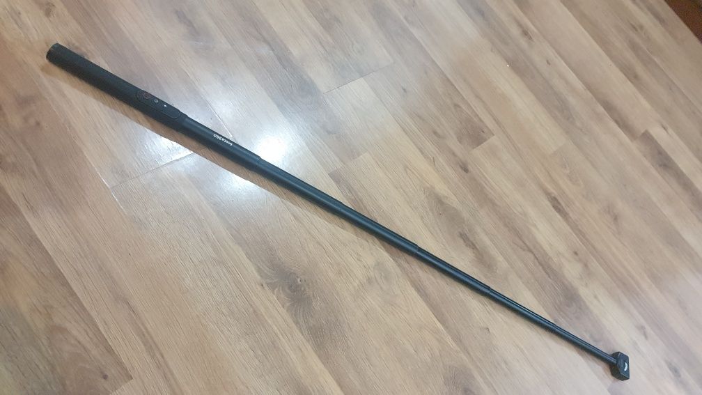 Фирменная селфи палка INSTA360 заряжаемая Power Selfie Stick