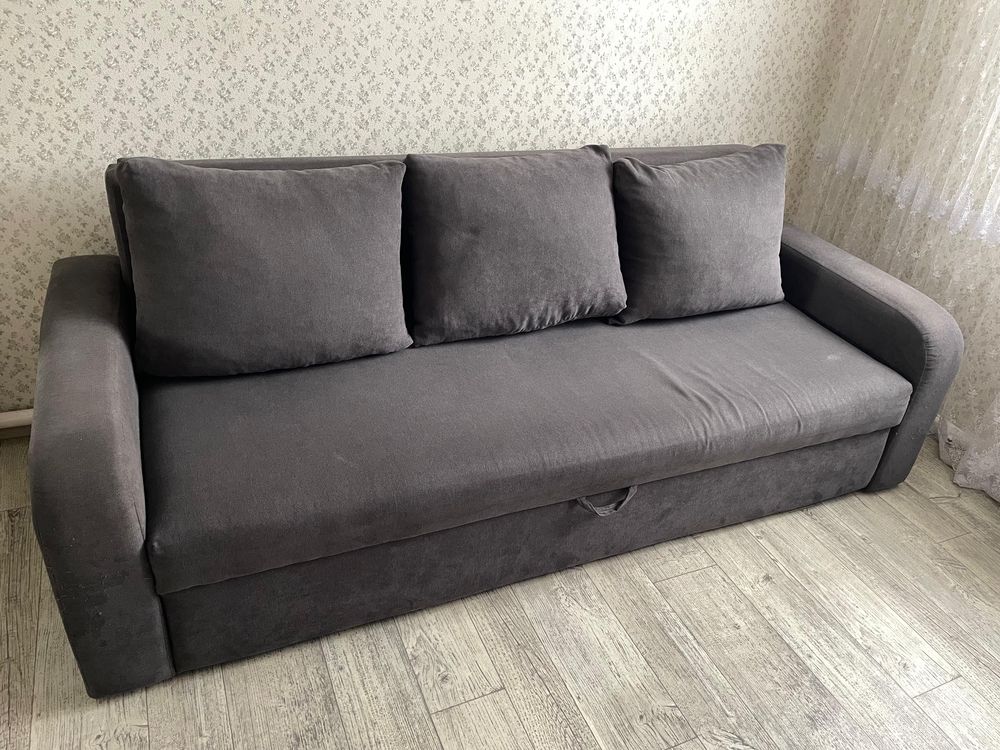 Продам диван раздвижной