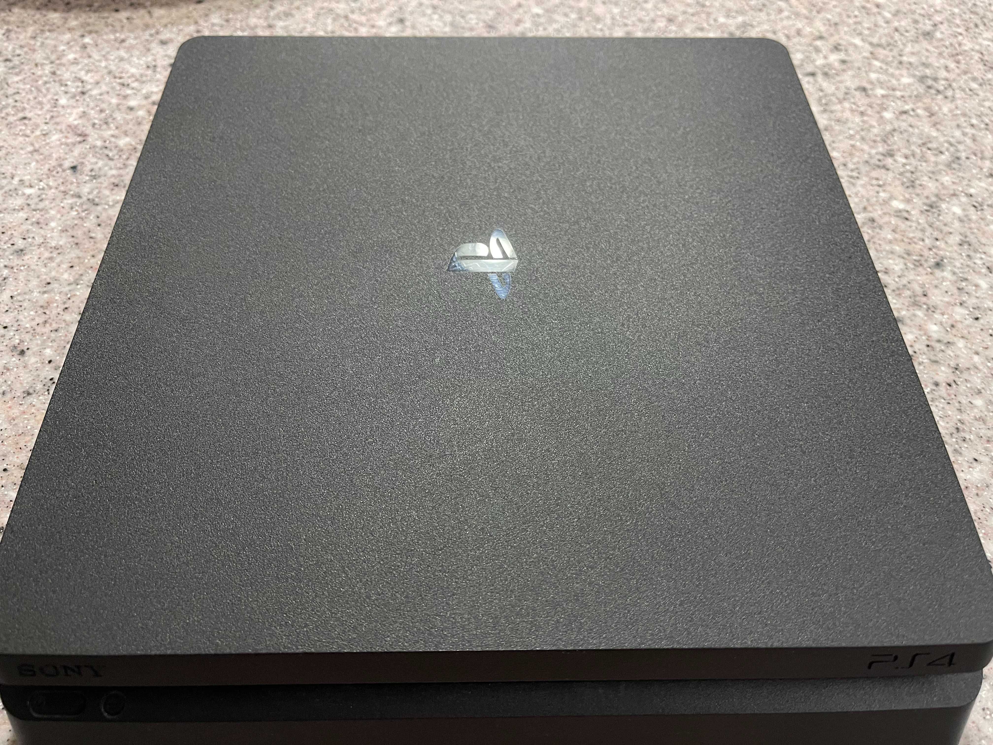 PlayStation 4 Slim