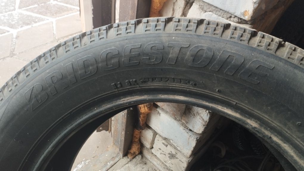 Продам зимние липучки раз16шир 205 выс5555