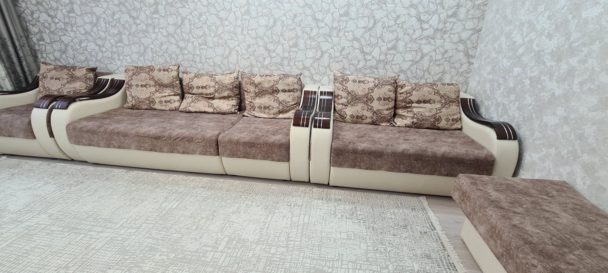 Продам диван ,срочно!В хорошем состоянии