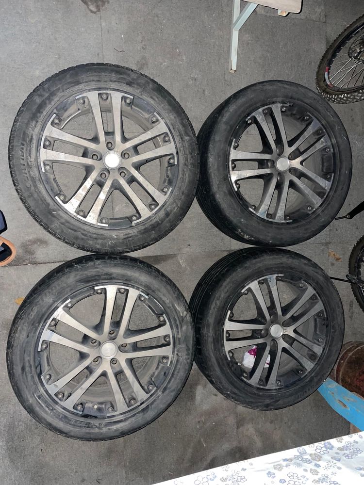 Продам титанку R17