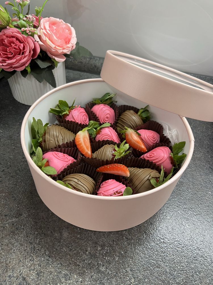 Клубника в шоколаде каждый день свежие