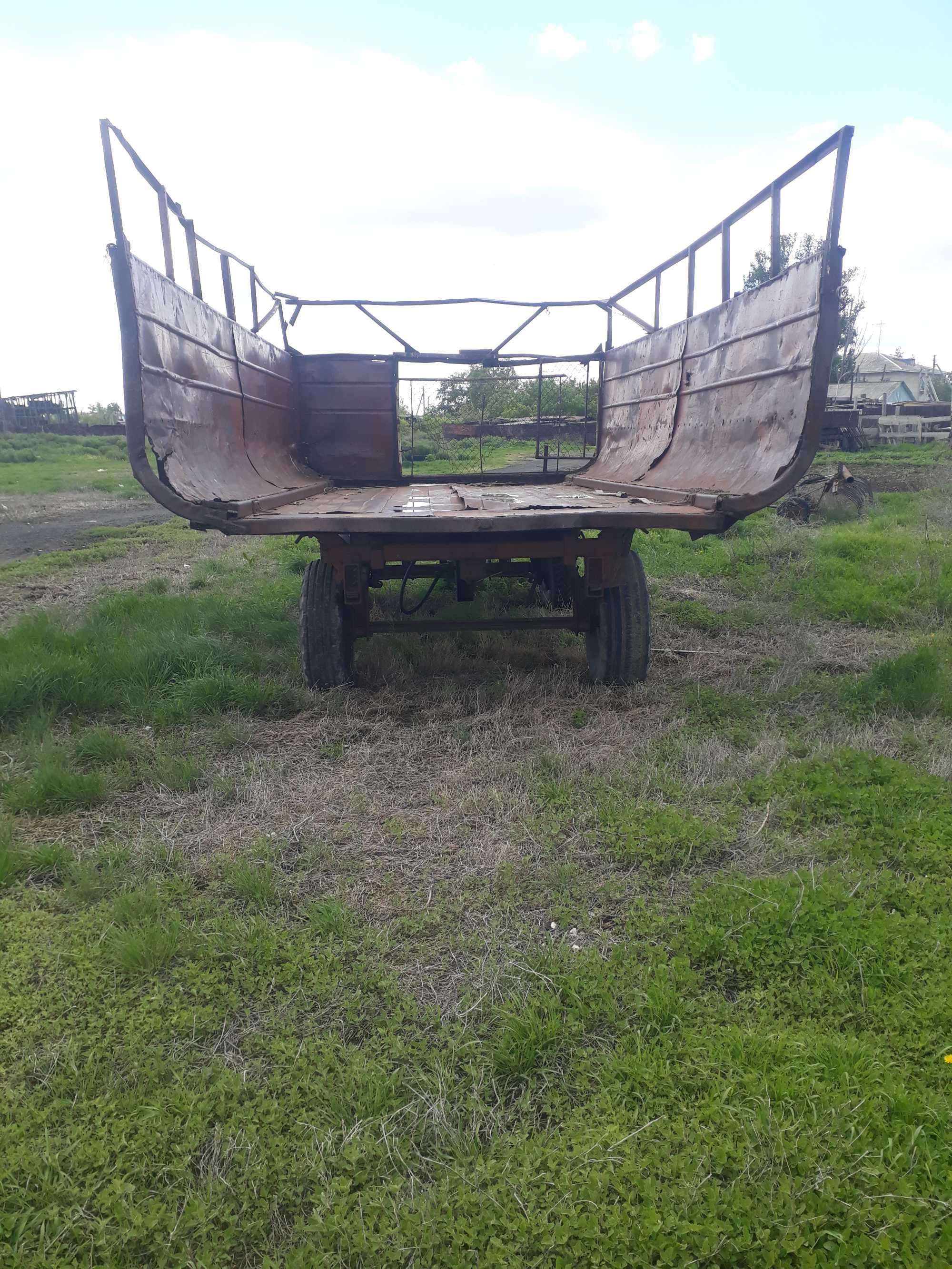 Продам прицеп сеновозка