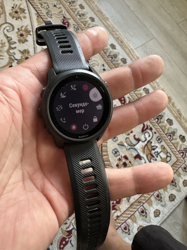 Мультиспортивные часы  GARMIN FORERUNNER 745