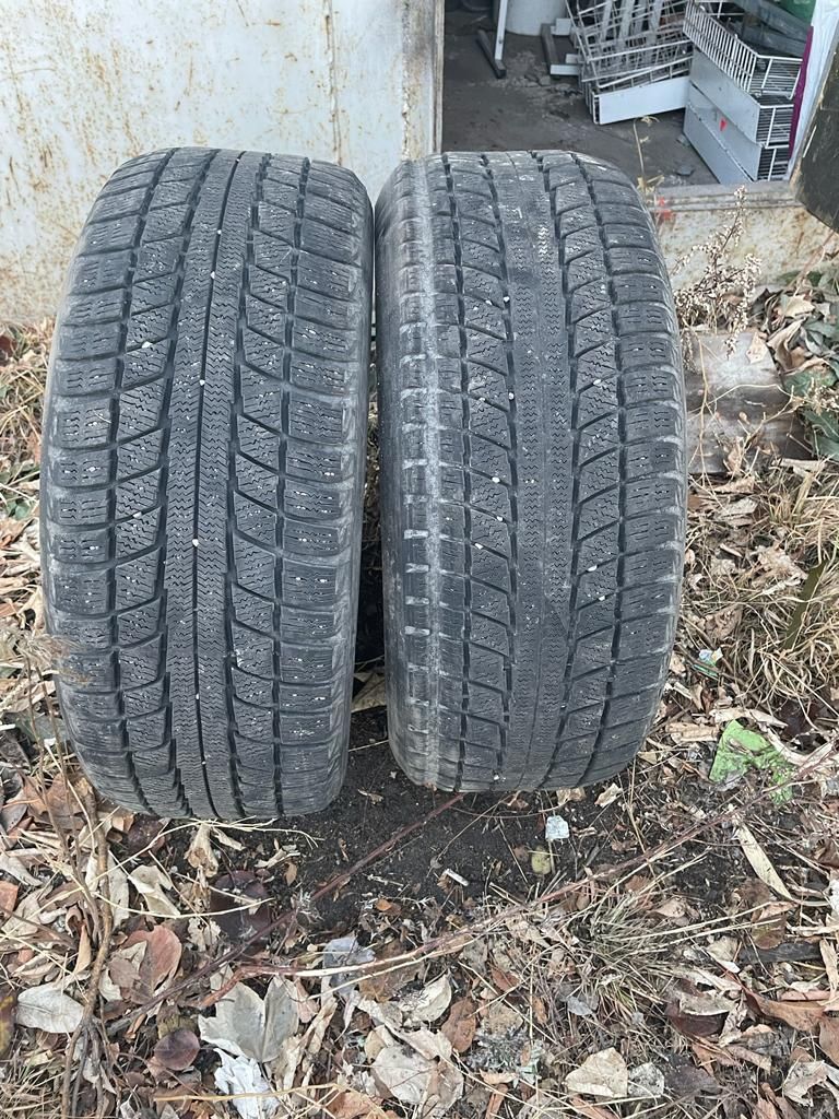 Продам шины на R17