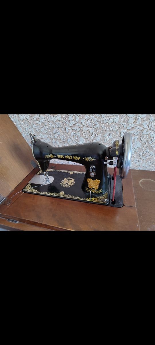 Продам швейную машинку Butterfly