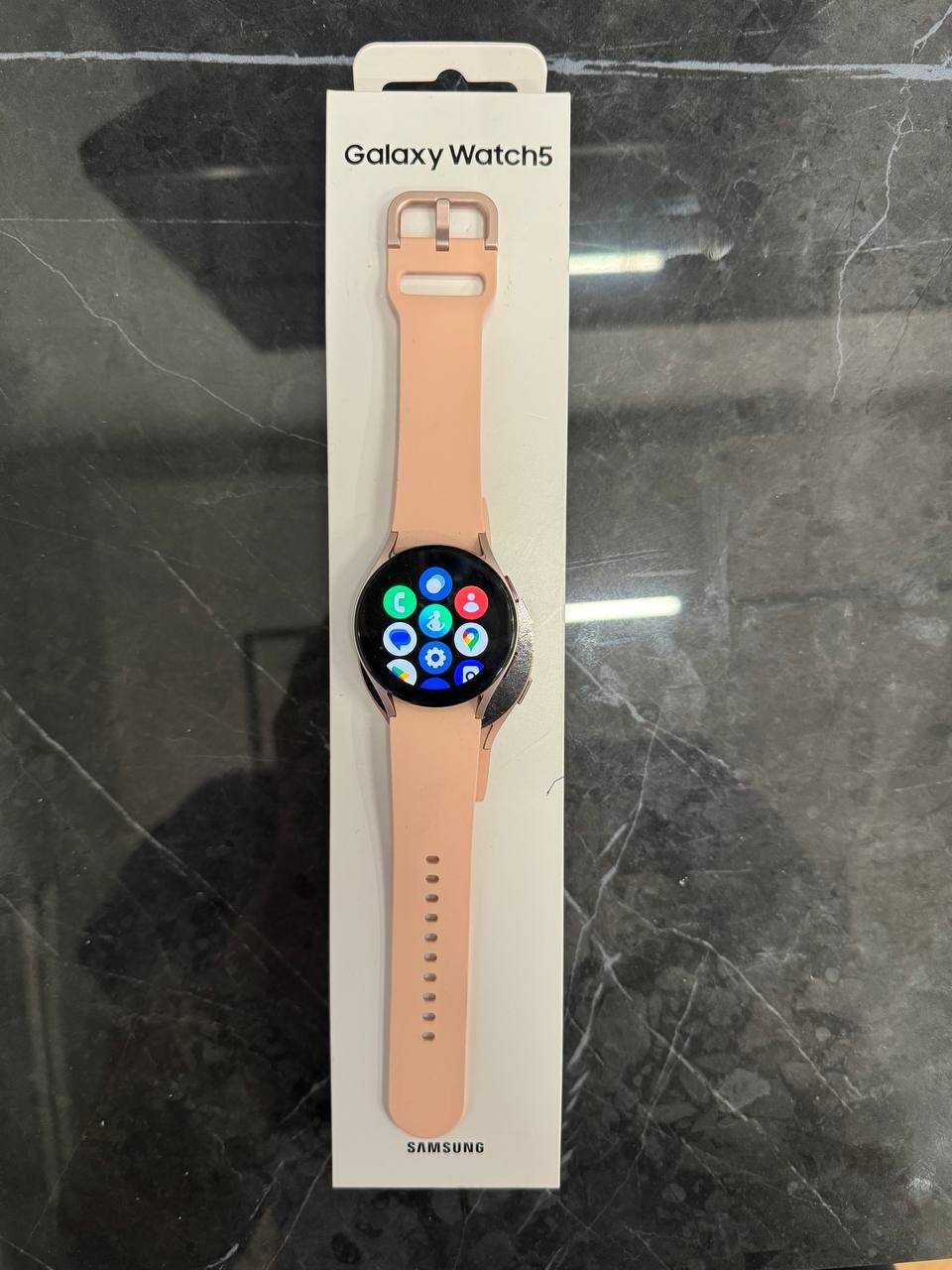 Смарт Часы Samsung Galaxy Watch 5 SM-R900 40 мм Розовое Золото