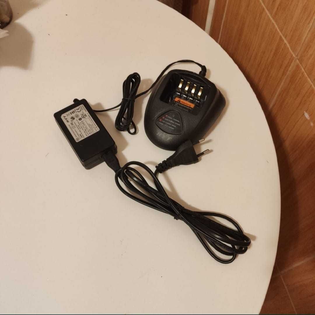 Зарядное устройство для рации Kenwood, Icom, Hyt
