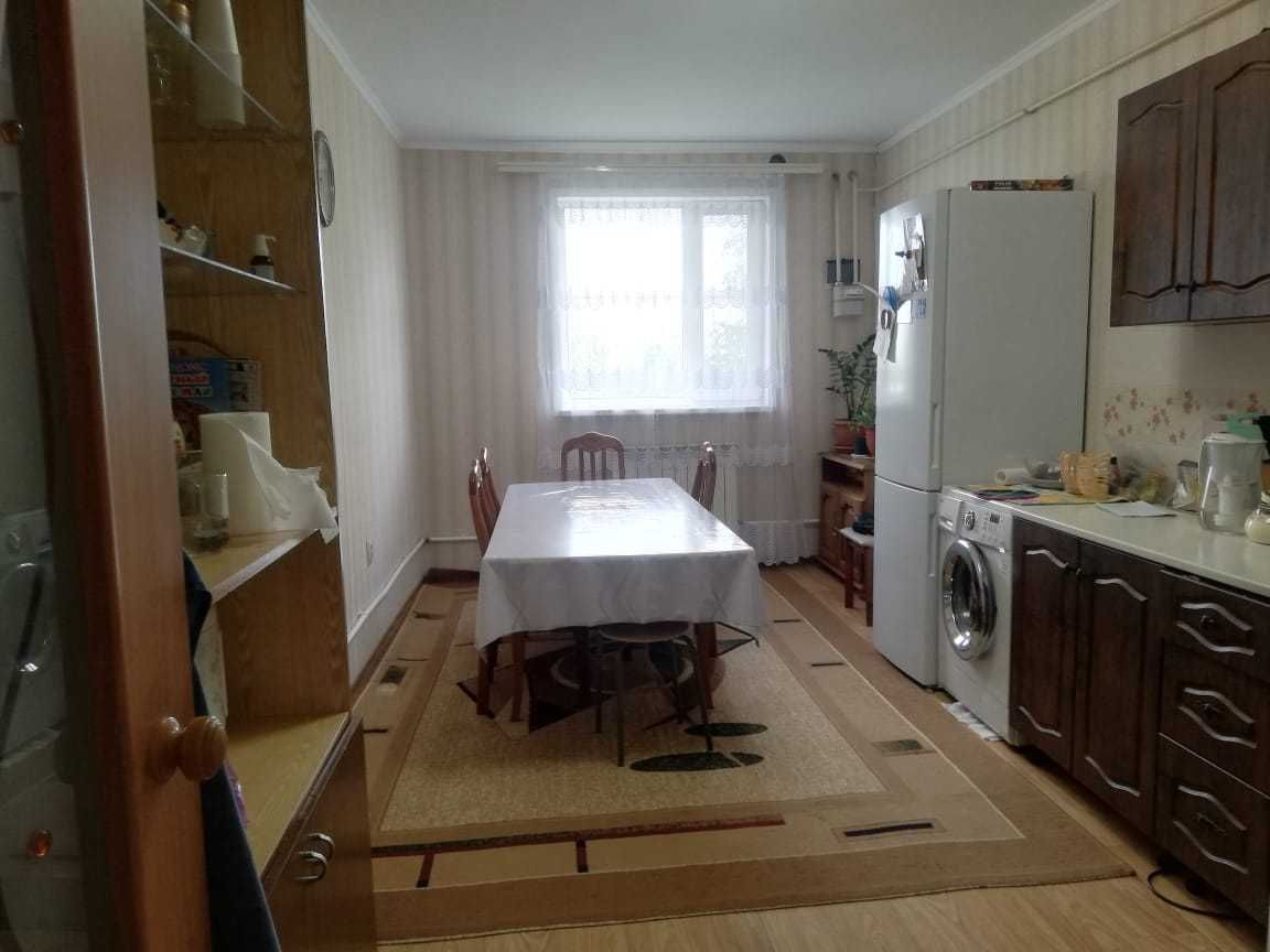 Дом 153 м2, ж.м. Дружба , 12 соток , гараж, летняя кухня