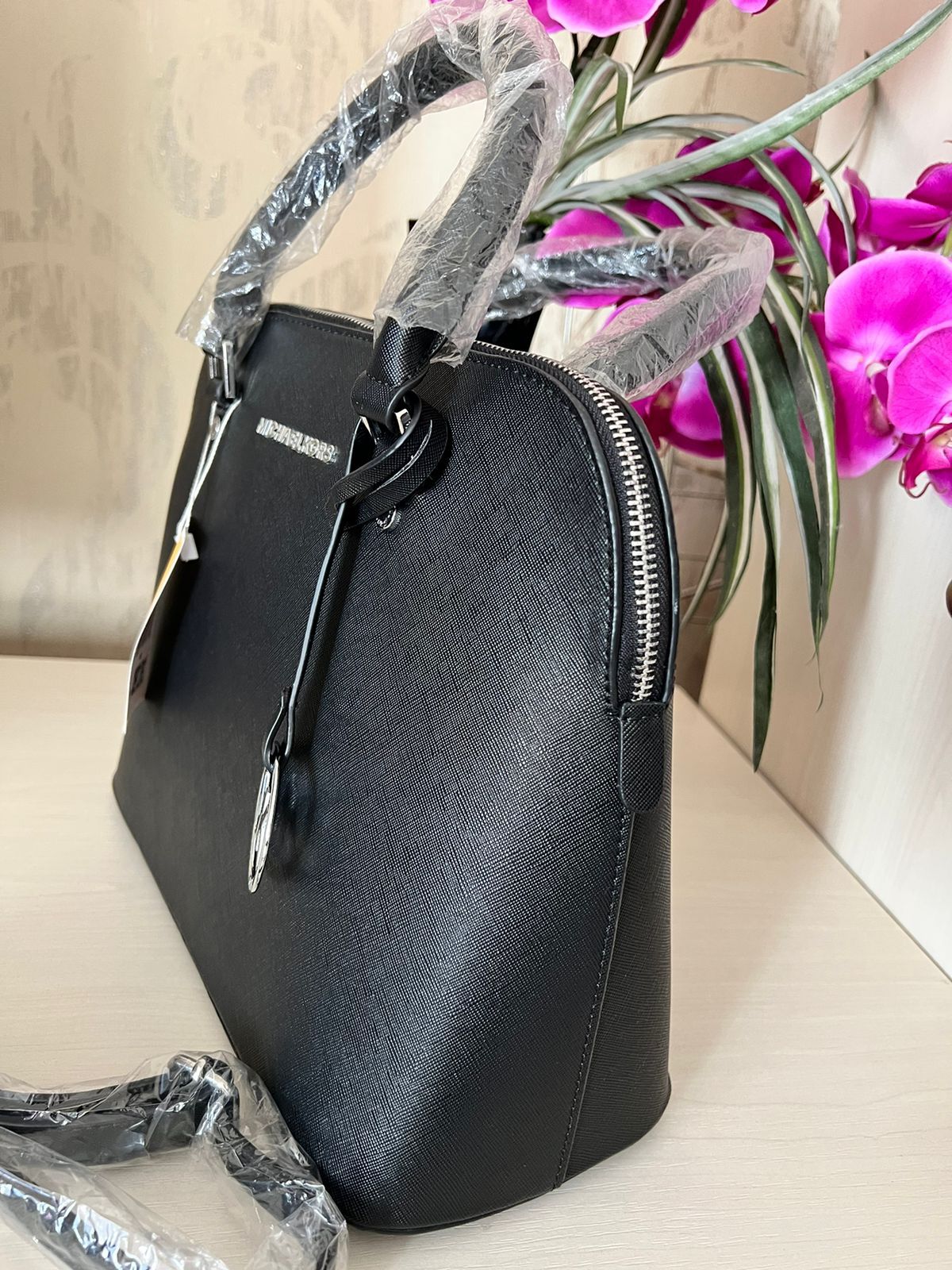 Продам сумку Michael Kors