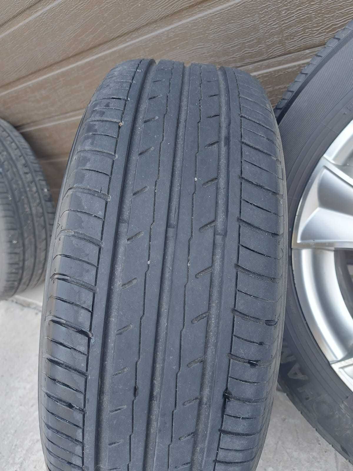 Комплект летних шин YOKOHAMA 205/60 R16 на дисках