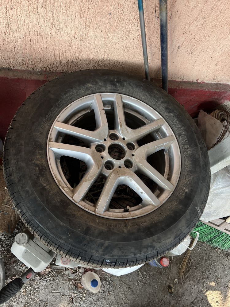 Продам диск с резиной