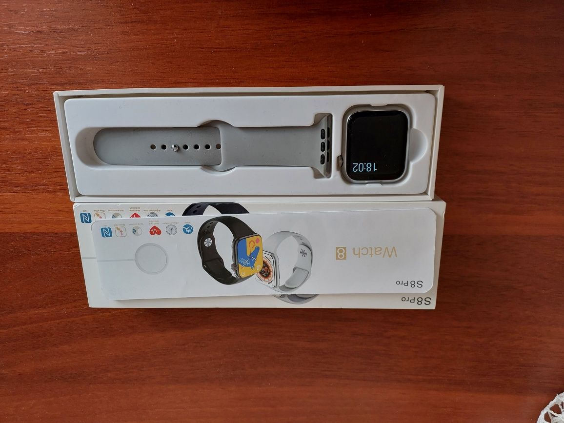 Продам новые  смарт-часы Watcn 8
