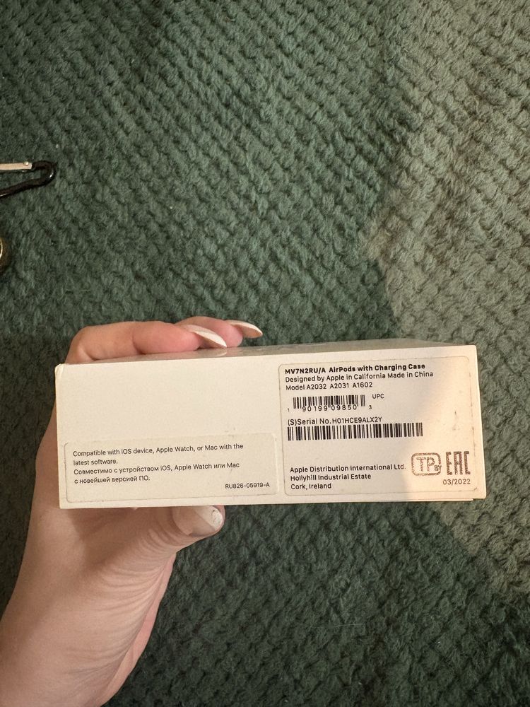 СРОЧНО Продам AirPods 1, оригинал, торг