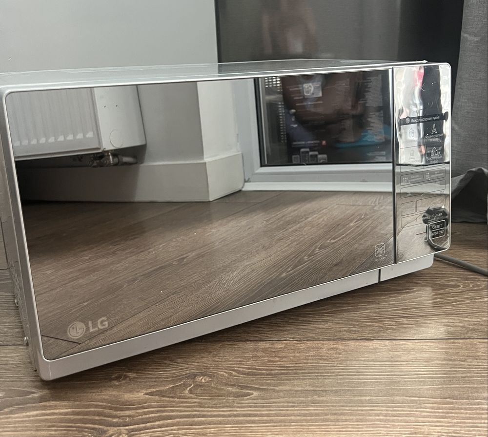 Микроволновая печь LG