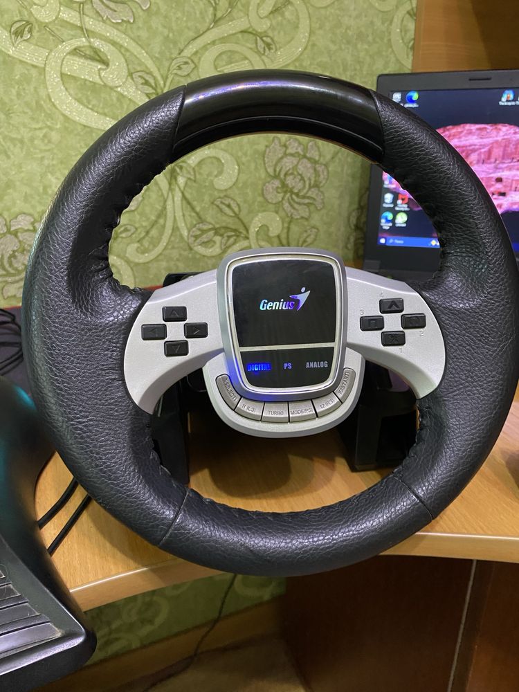 Руль Genius TwinWheel