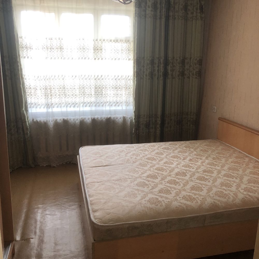 Продам квартиру 3 комнатную