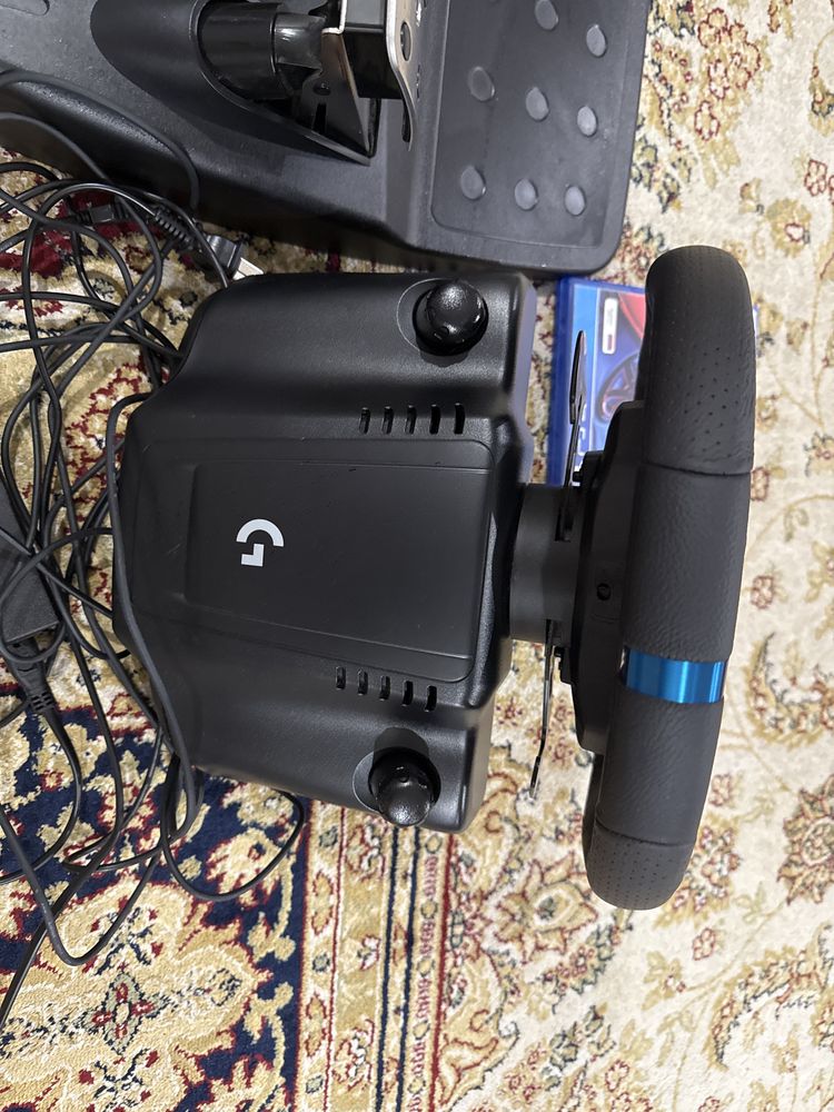 Игровой руль Logitech G923 черный!