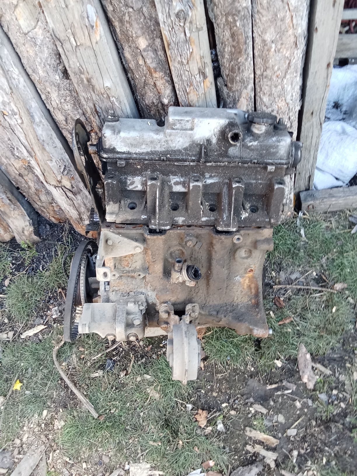 Продам двигатель