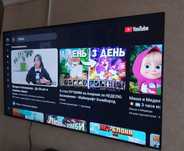 Большой 4К смарт телевизор Samsung 152см.